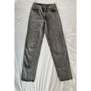 Vintage high rise student fit black Levi’s